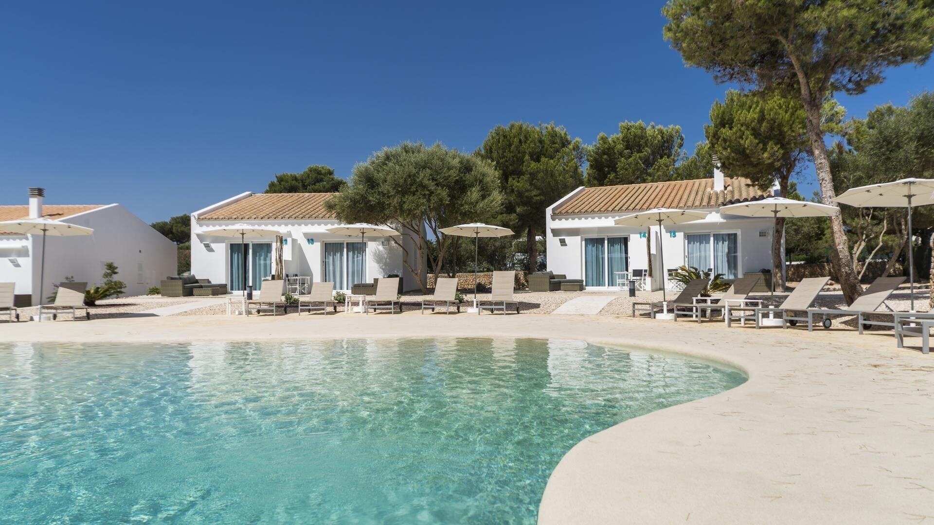 Lago Resort Menorca - Villas & Bungalows Del Lago Калан-Бош Экстерьер фото