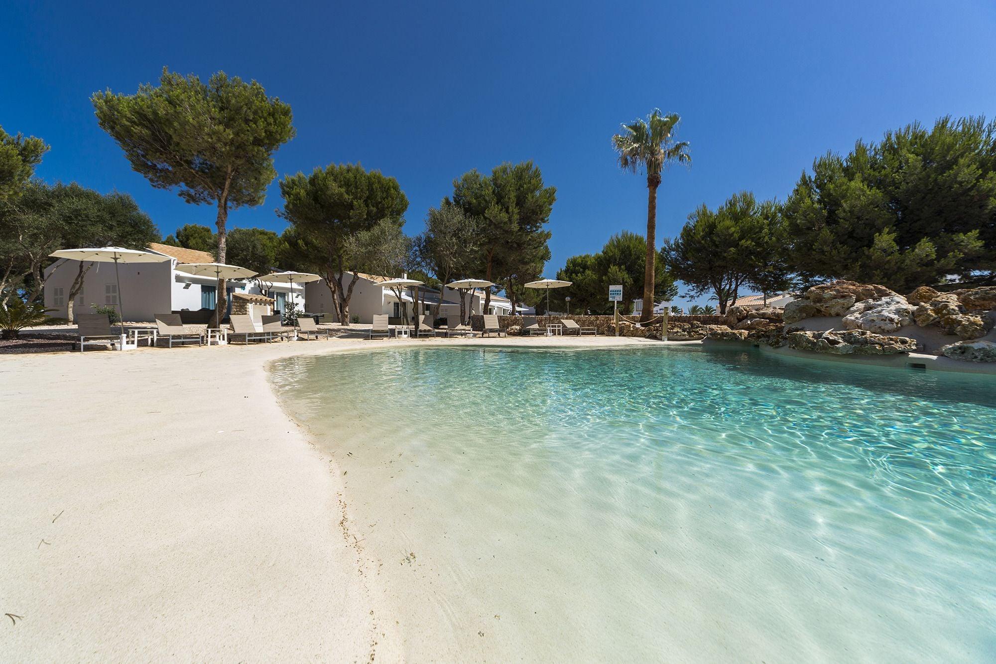 Lago Resort Menorca - Villas & Bungalows Del Lago Калан-Бош Экстерьер фото